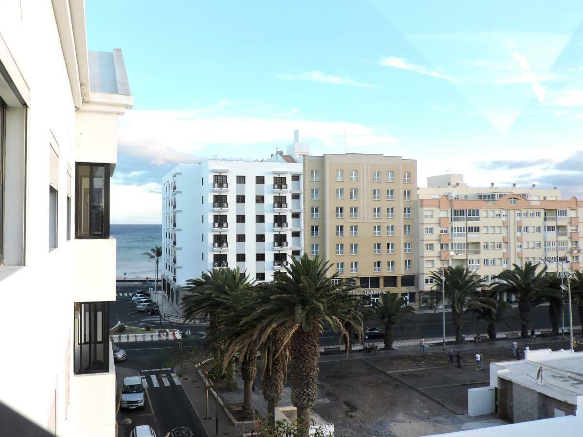 Cómoda ubicación, cerca de la playa Arrecife  Exterior foto